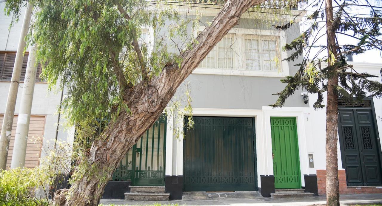 Dragonfly Hostels Barranco Lima Exterior photo